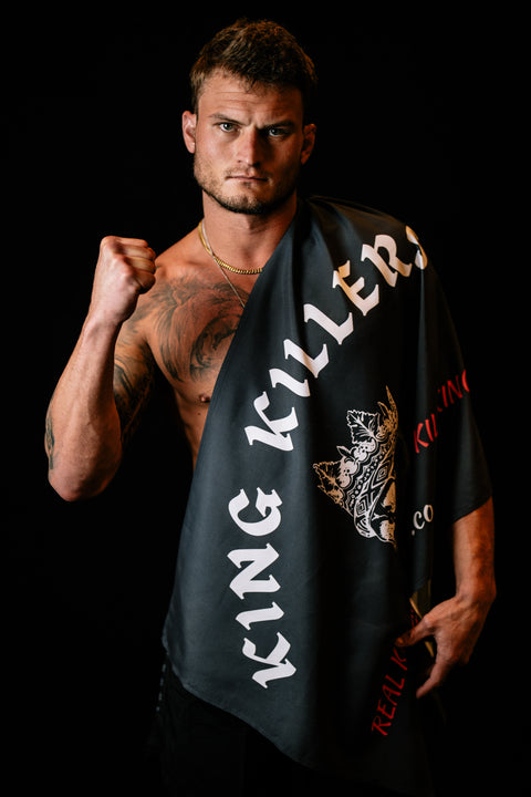 Real Kings Kill Kings Black Wall Flag